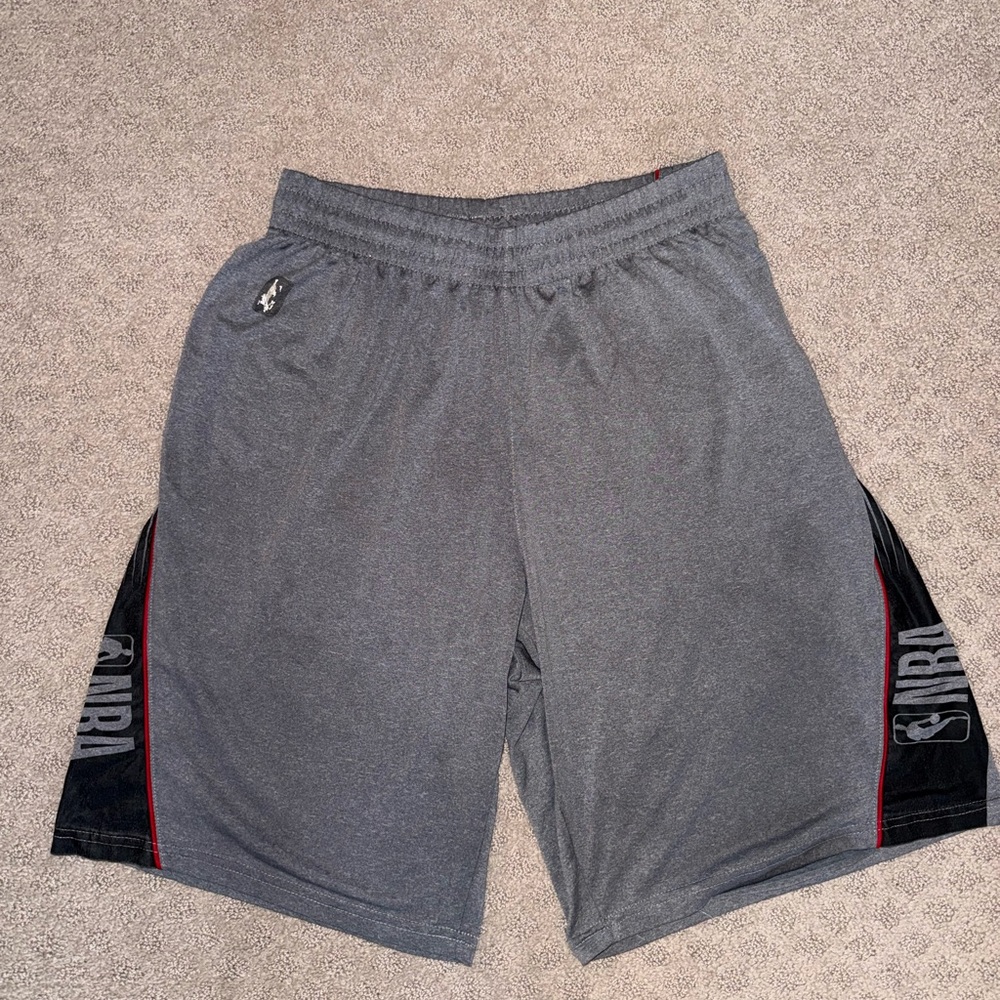 NBA Gray and Black Men's Athletic Shorts Size XL